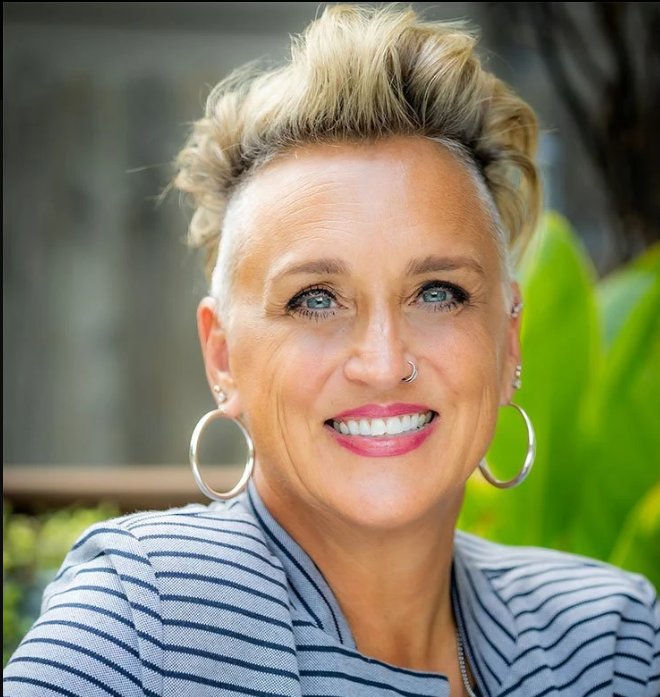 Paula Taylor, CEO & Founder of AI Edge Strategy